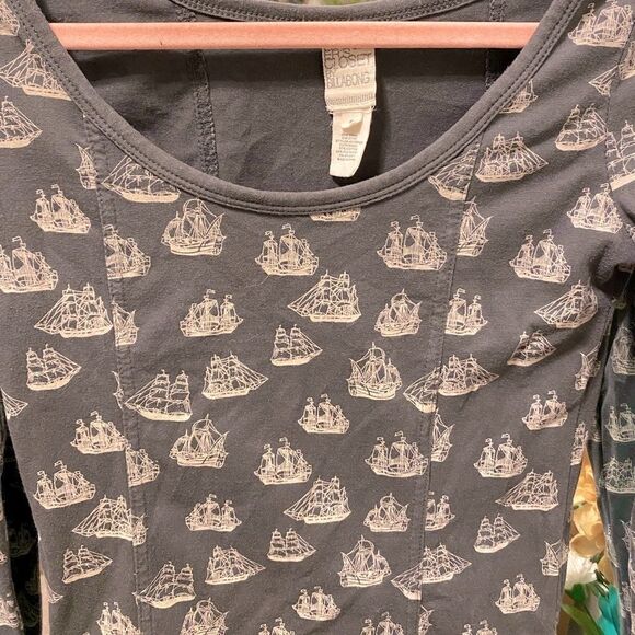 🌷 Billabong🌷 Vintage Gray & Beige Ships Print Dress - Picture 3 of 4
